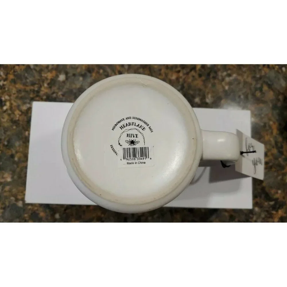 Heartland hive mug